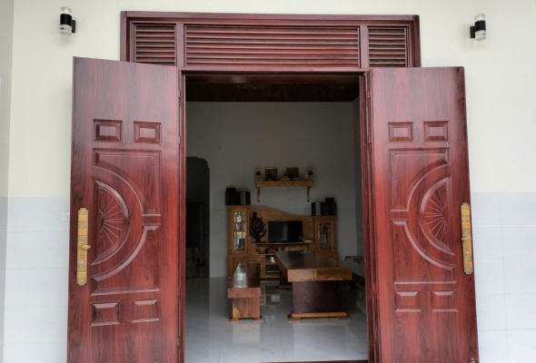 Thị trường cửa thép vân gỗ hiện nay như thế nào?